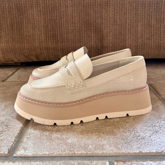 Dolce Vita Tieko Platform Loafer 9 - Picture 3 of 6